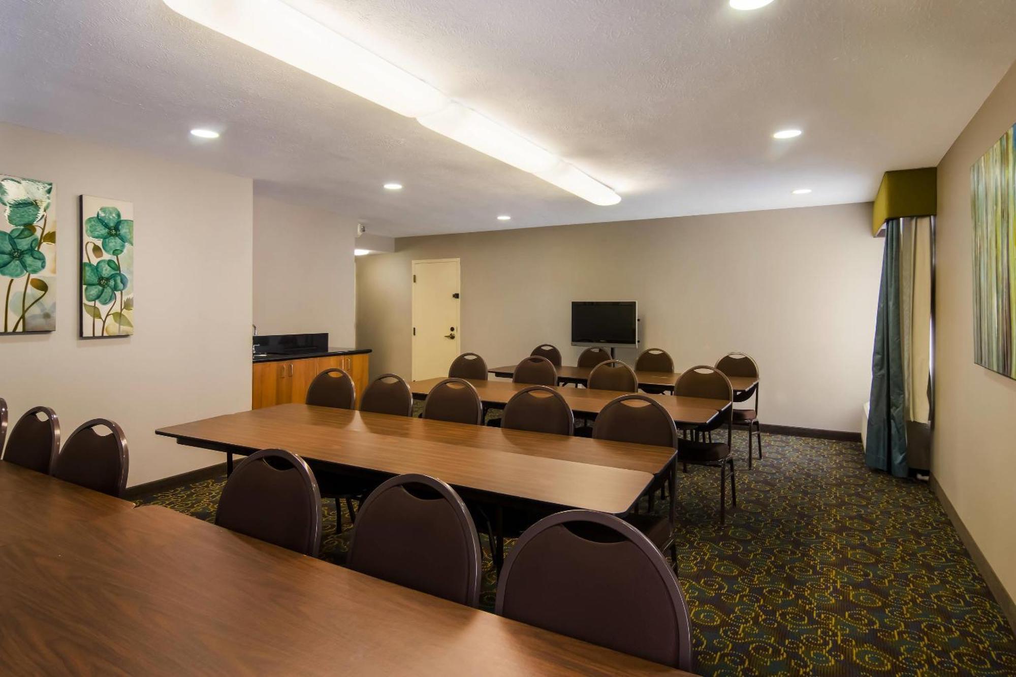 Comfort Inn Cadillac Zewnętrze zdjęcie