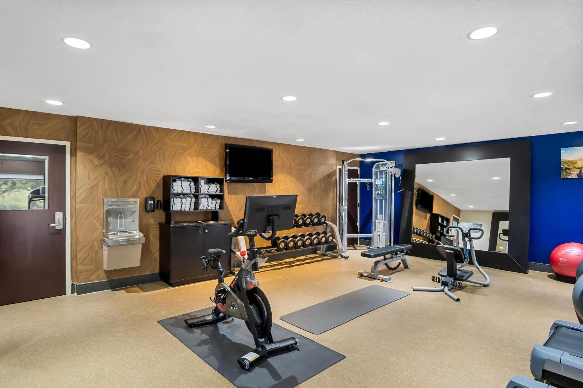 Comfort Inn Cadillac Zewnętrze zdjęcie